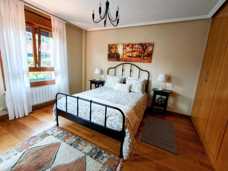 Dormitorio principal (planta alta)